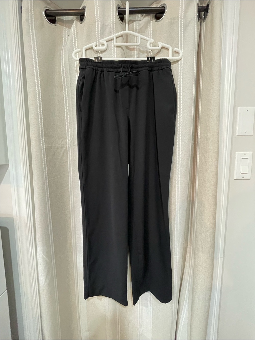 Lululemon Black Wide-Leg Drawstring Pants - Women